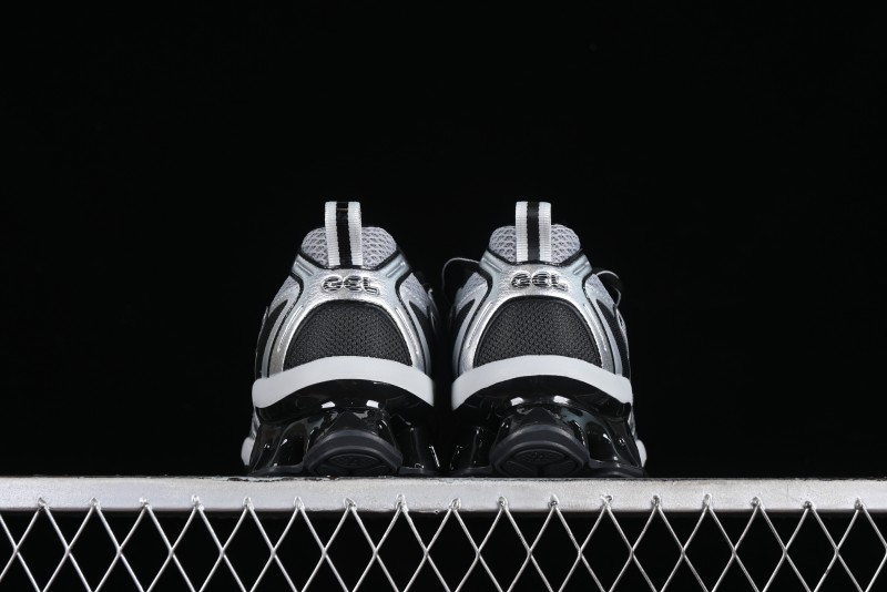 Asics Gel-Quantum Kinetic Retro Casual Sneakers with Thick Sole and GEL Scutoid Technology - 1203A270-022