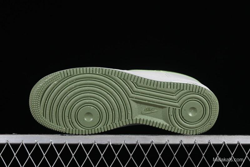 Nike Air Force 1 '07 Low Casual Sneakers in White Green - DV3808-106