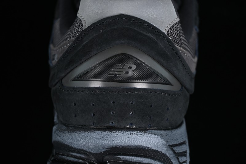 New Balance 2002 Series Retro Casual Running Shoes with Upgraded N-ERGY Cushioning - M2002RBV
