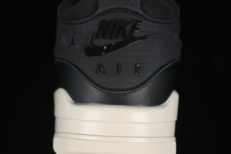Nike Air Jordan 4 Retro Remastered Low-Top Basketball Shoes - FQ7939-001