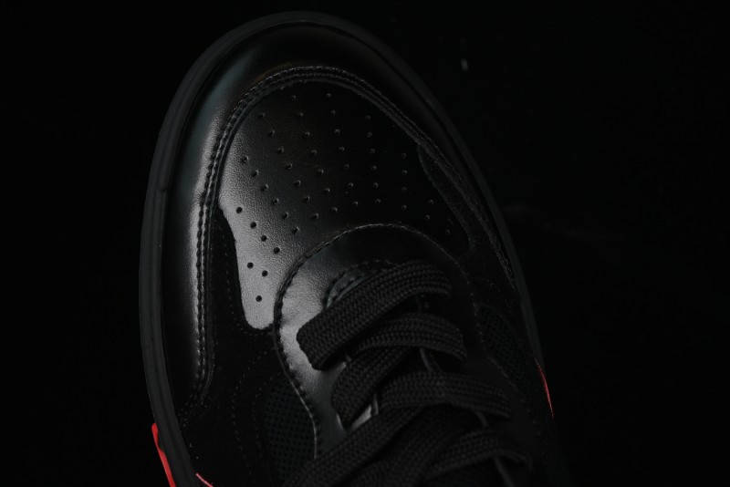 Christian Louboutin Astroloubi Comfortable Fashion Low-Top Sneakers - X.D4