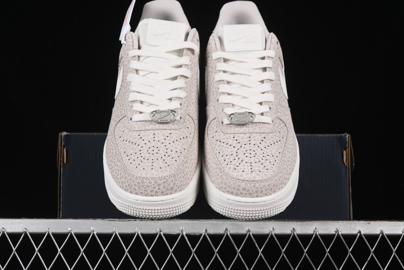 Nike Air Force 1 '07 Low Casual Sneakers with Full-Length Air Cushion - FV6519-001