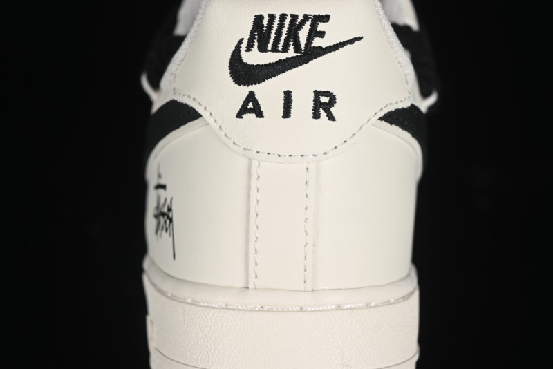 Stussy x Nike Air Force 1'07 Low Casual Sneakers - ZH0316-041