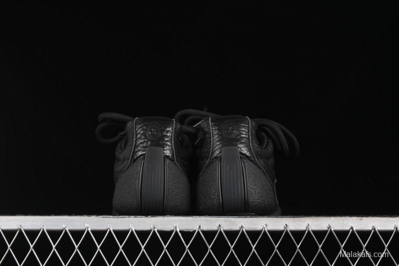 Alexander McQueen Flexion Retro Sneakers in Black with Diamond Grain Calfskin - 8.F6