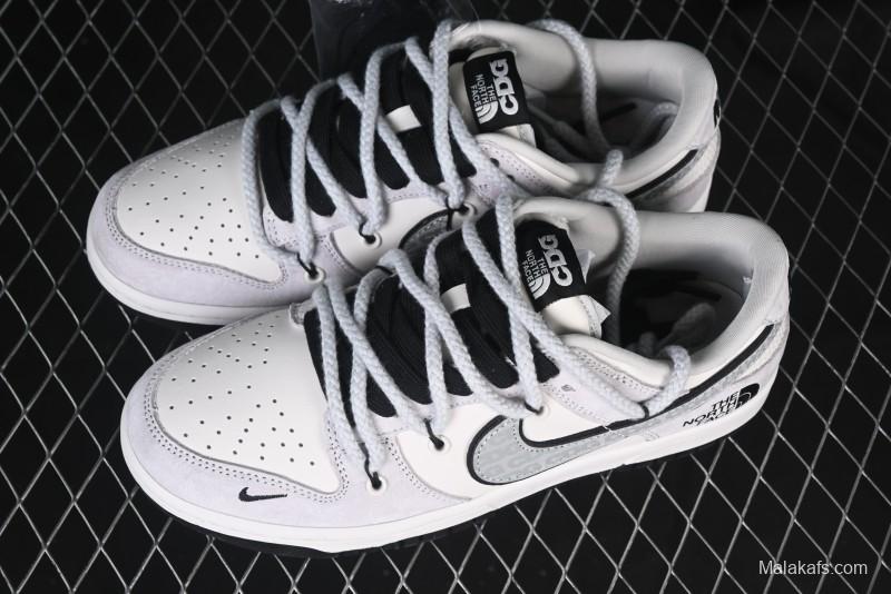 Nike SB Dunk Low The North Face x CDG Collaboration Anniversary Edition Customized Low-Top Skateboarding Shoes - XX3168-307