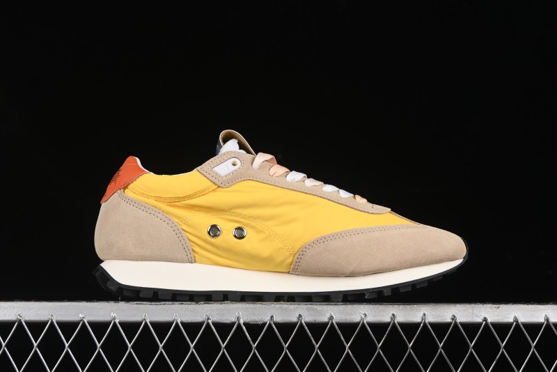 Golden Goose Marathon Golden Goose Distressed Sneakers with 3D Stabilizer and Cushioning - AJE5