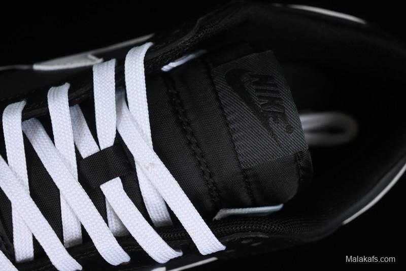 Nike Dunk Low Retro SB Skateboarding Shoes in Black & White - DJ6188-002