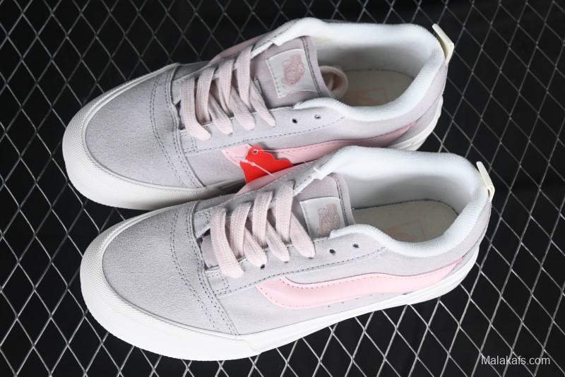 Vans Knu Skool Low-Top Retro Casual Vulcanized Sneakers in Off-White Pink - VN0009QPNK