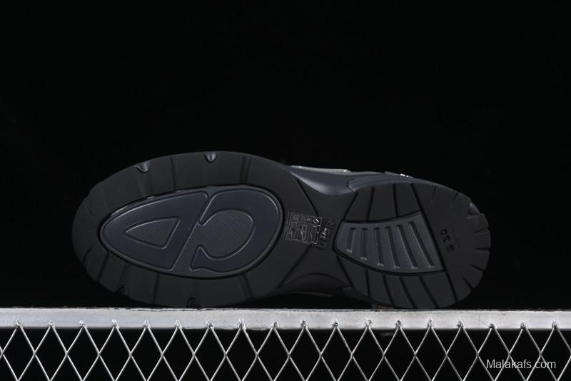 Dior B30 Sneakers with Reflective CD30 Logo and Lightweight Rubber Sole - CD30