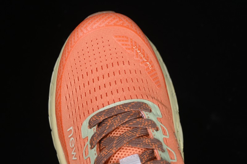 New Balance Fresh Foam X More V3TDS Durable Slip-Resistant Low-Top Running Shoes - WTMORCO3