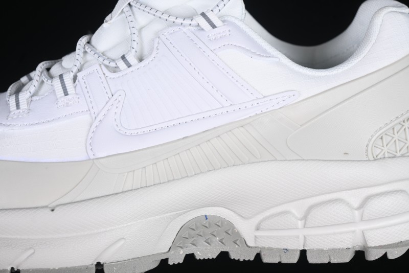 Nike Zoom Vomero Roam Marathon Retro V Casual Thick Sole Height Increasing Running Shoes - HV5951-100