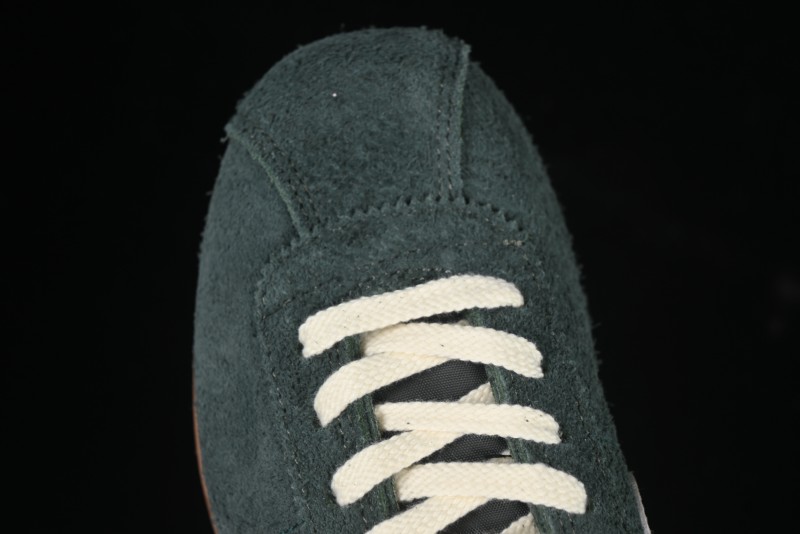 Nike Classic Cortez Leather Retro Running Shoes - FJ2530-301
