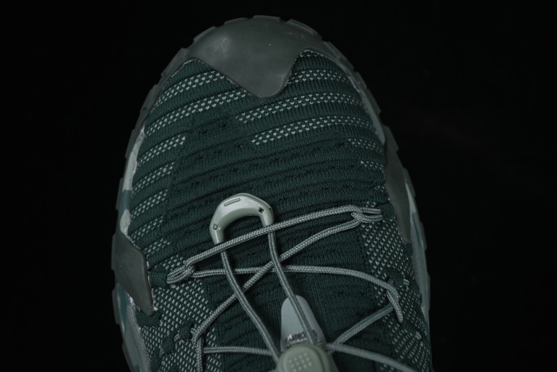 Mammut Hueco Knit II Low Hiking Shoes with Cushioning Anti-Slip and Abrasion-Resistant Design - 42808
