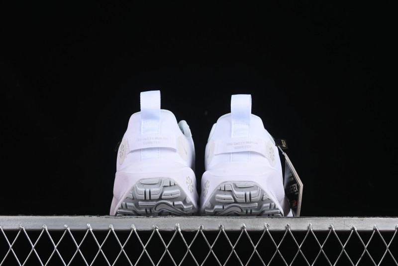 Nike Infinity Run 4 Gore-Tex Waterproof Road Running Shoes with Enhanced Energy Return - FB2204-101