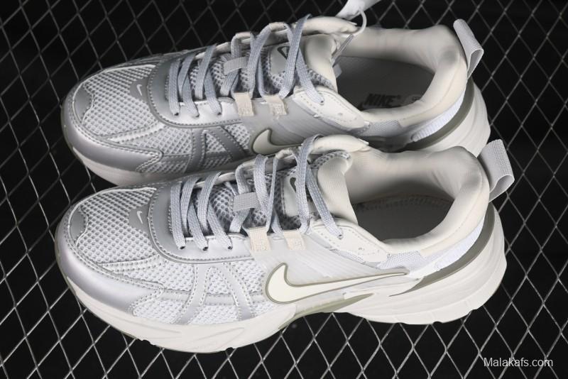 Nike Runtekk V2K Retro Low-Top Running Shoes with Cushlon Foam Midsole - FD0736-006