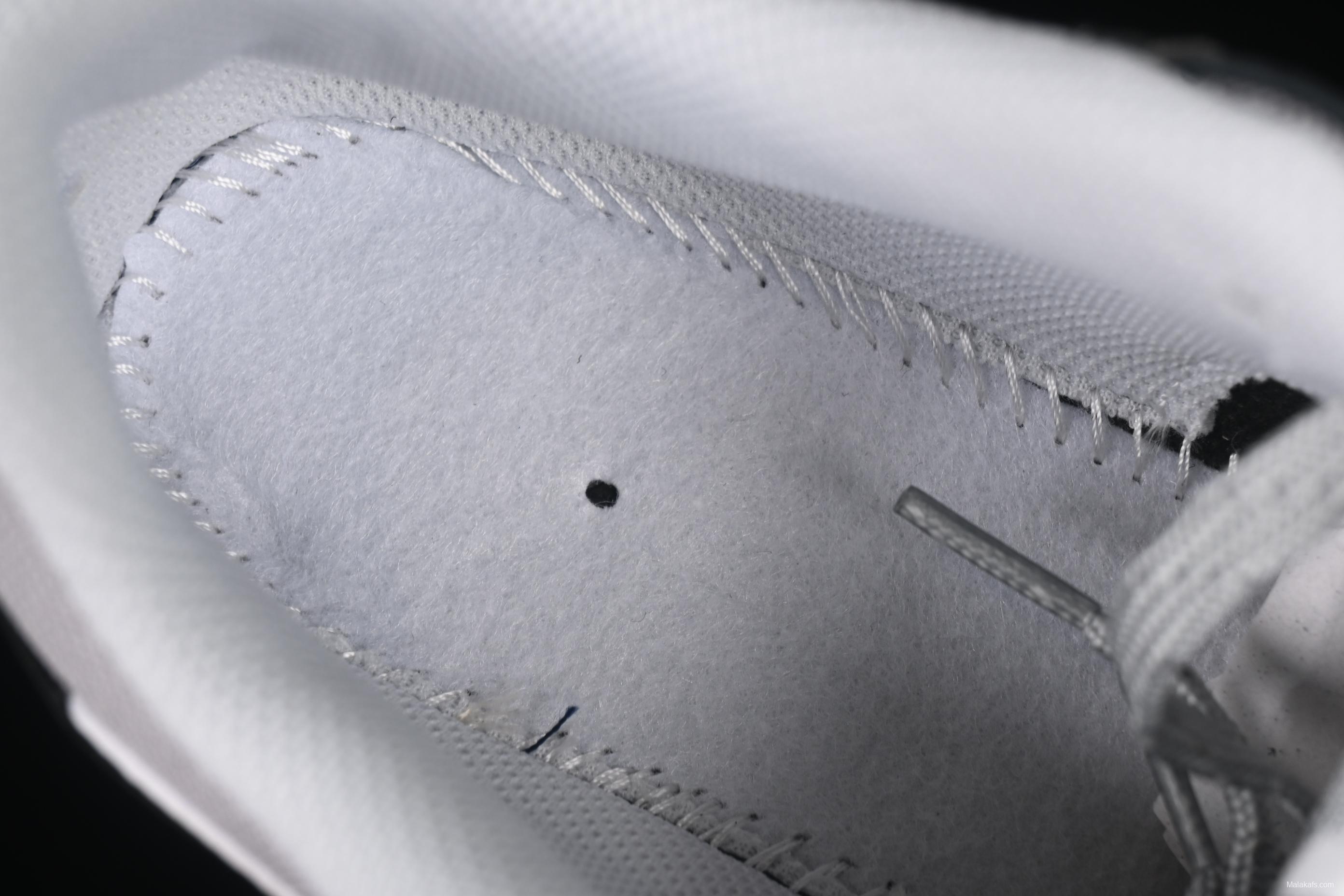 Nike Air Max 90 Retro Running Shoes with Visible Air Cushion - HQ3817-001