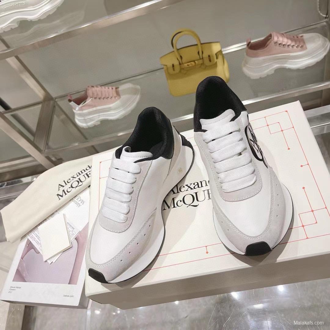 2024 Unisex Alexander McQueen White Black Leather Suede Sneakers Seal Logo MJ00370