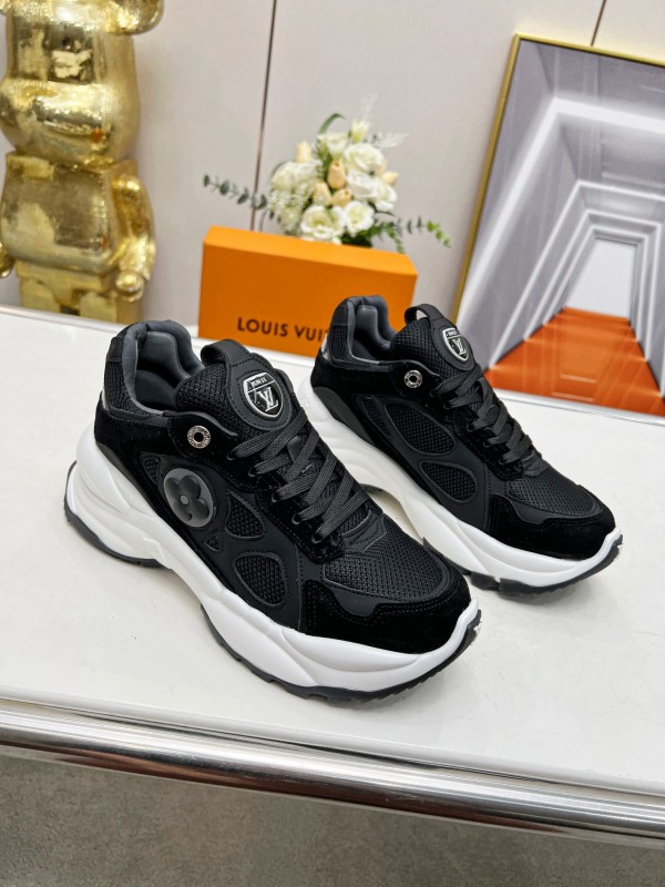 2025 Unisex Louis Vuitton Black Mesh Suede Running Shoes LY00340