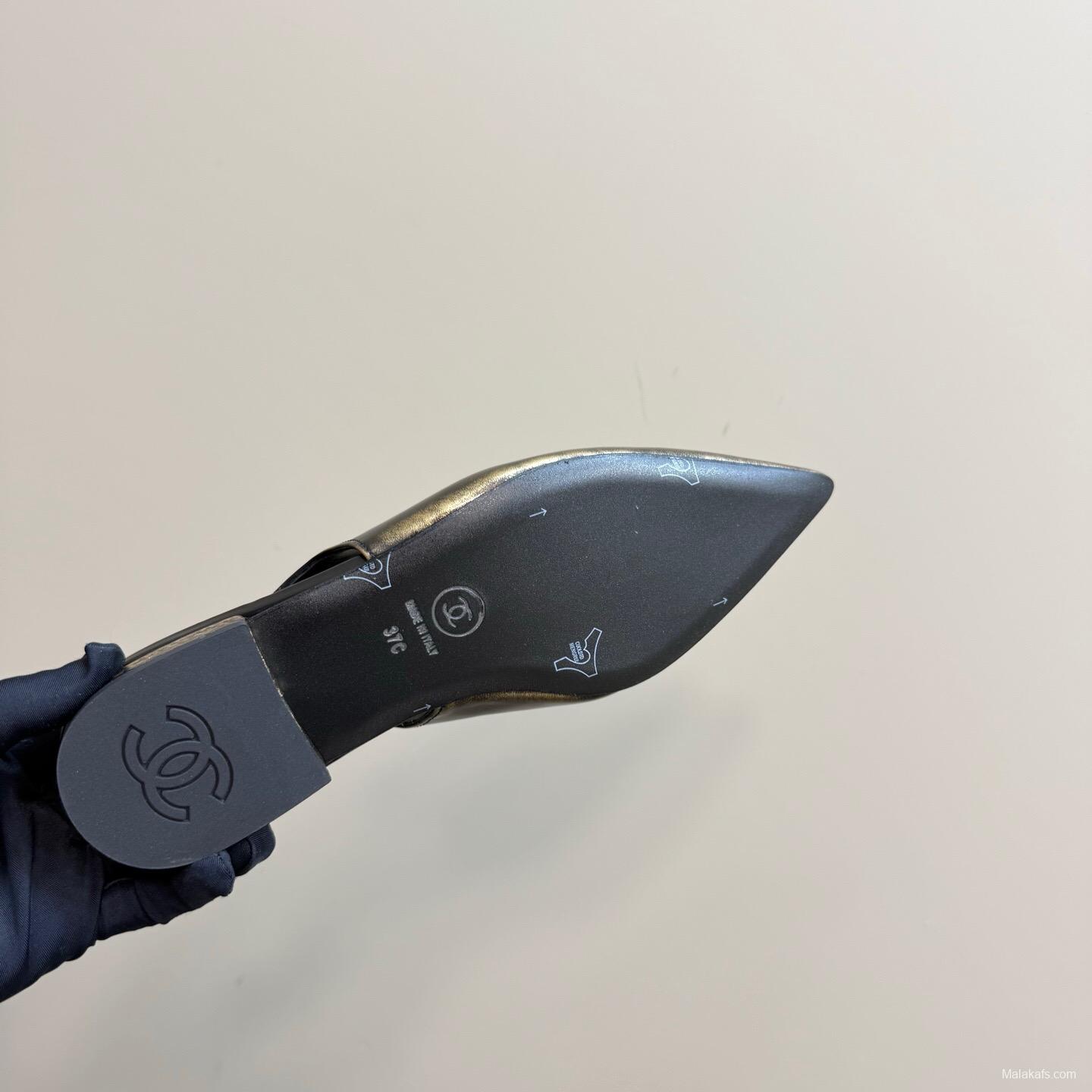 2025 Women Chanel Black Gold Satin Leather Sandals KFY00290