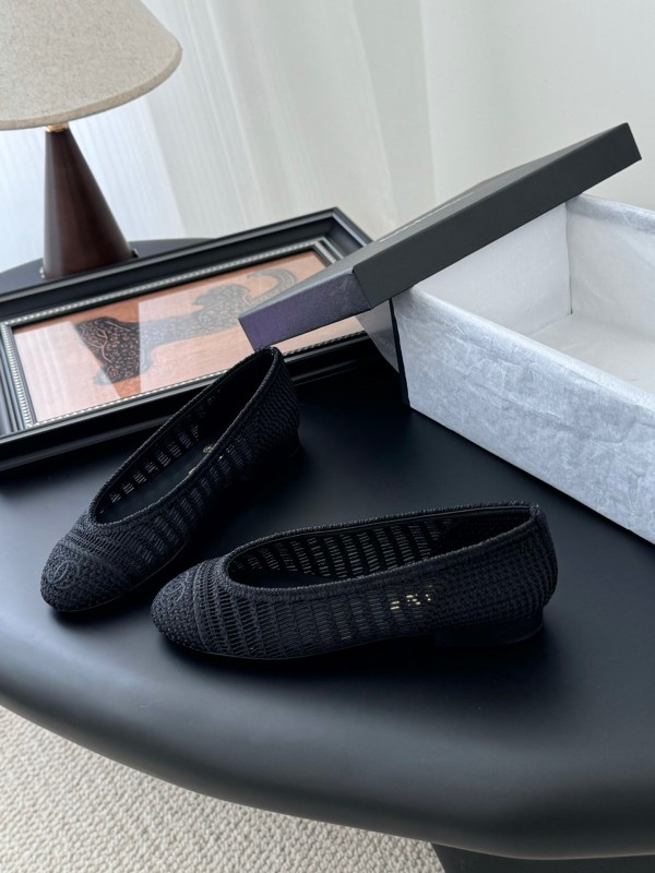 2025 Women Chanel Black Mesh Ballet Flats LY00280
