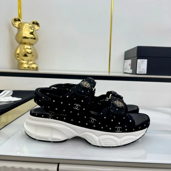 2025 Womens Chanel Black Velvet Sandals Logo Platform LY00330