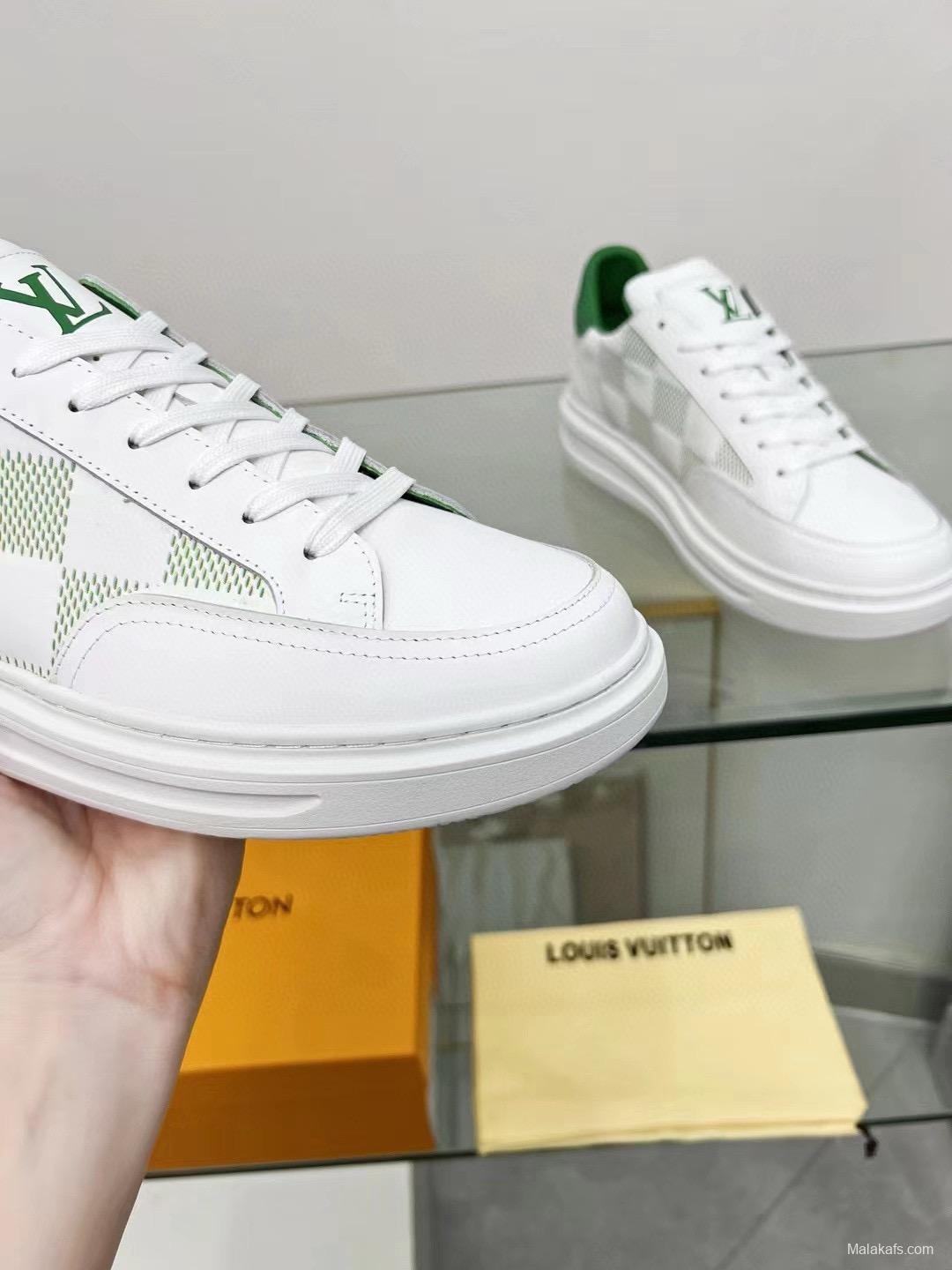 2024 Unisex Louis Vuitton Green White Leather Sneakers Maxi Damier MJ00330