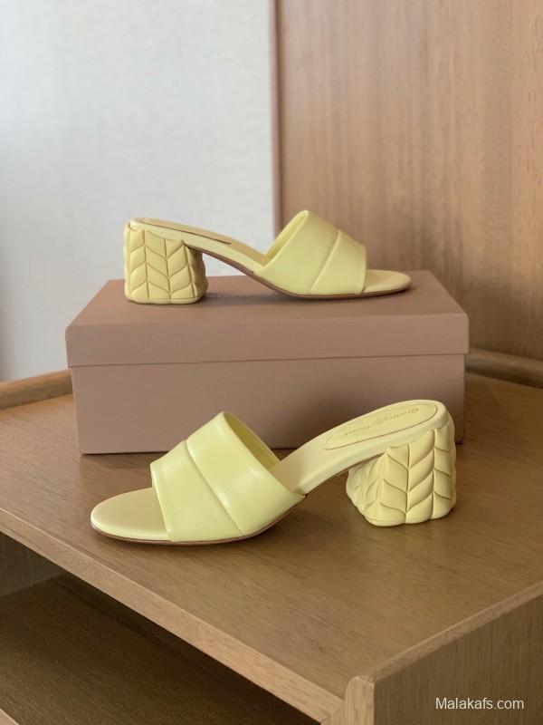 2025 Gianvito Rossi Yellow Leather Slippers KFY00260