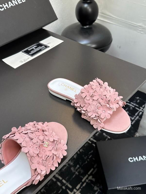 2025 Women Chanel Pink Suede Slippers