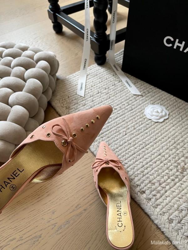 2025 Women Chanel Pink Suede Mules