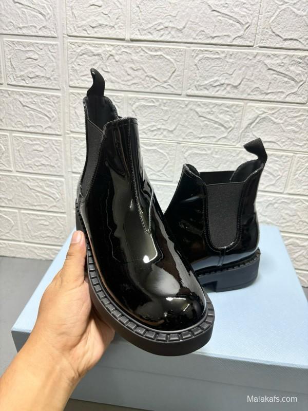 2024 Unisex Prada Black Patent Calf Leather Cowhide Leather Ankle Boots MJ00380