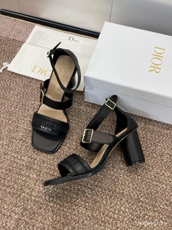2025 Women Dior Black Leather Sandals Buckle KFY00310