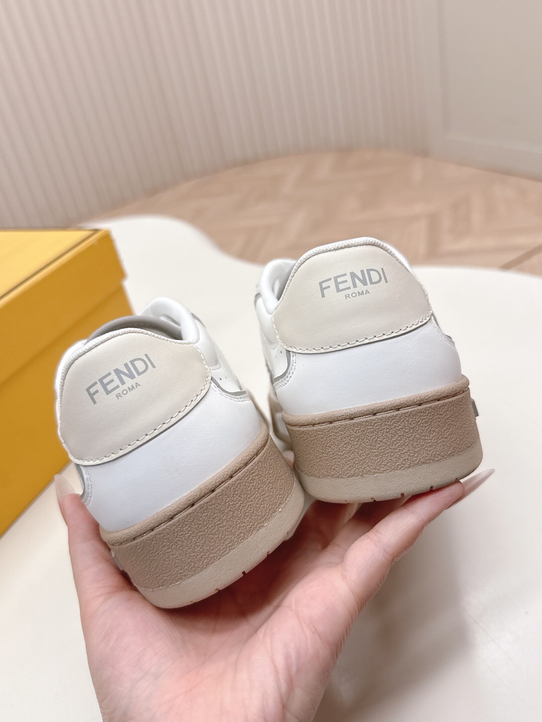2025 Unisex Fendi White Beige Leather Plimsolls FF Logo LY00350(F)/LY00360(M)