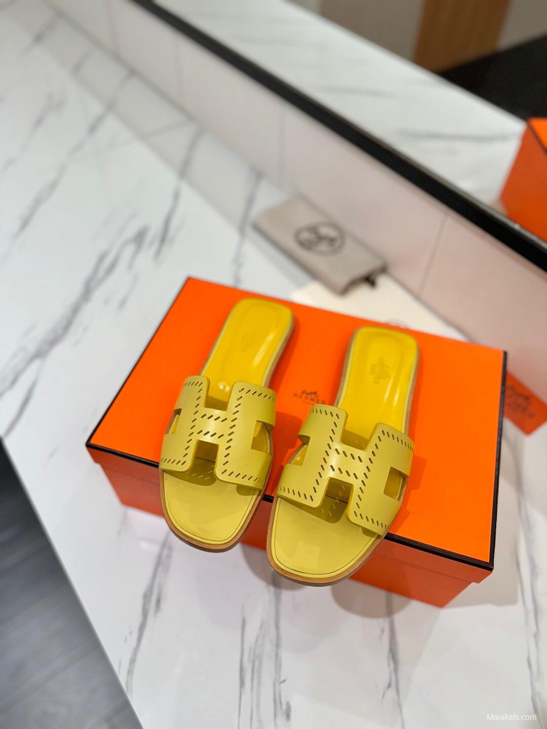 2025 Women Hermès Yellow Leather Slippers
