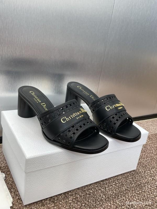 2025 Women Dior Black Leather Slippers KFY00310