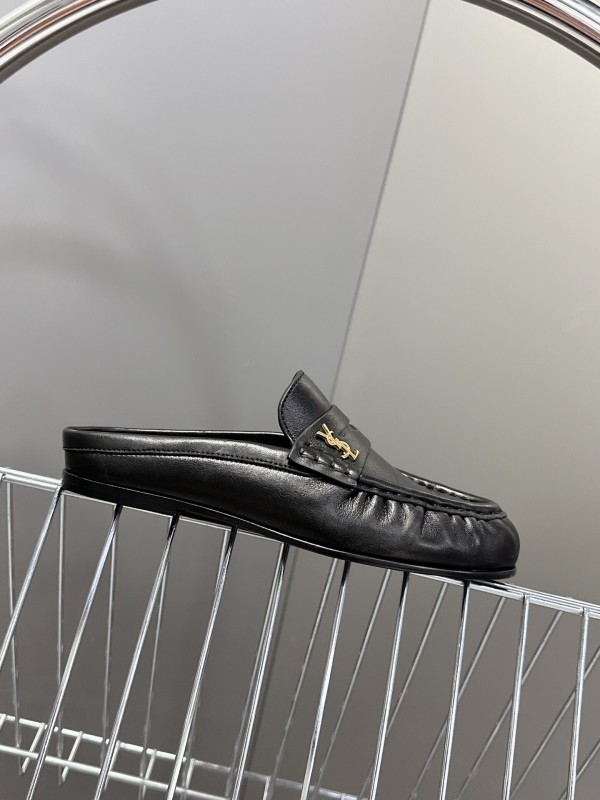 2025 Women Yves Saint Laurent Black Calfskin Loafer KFY00330