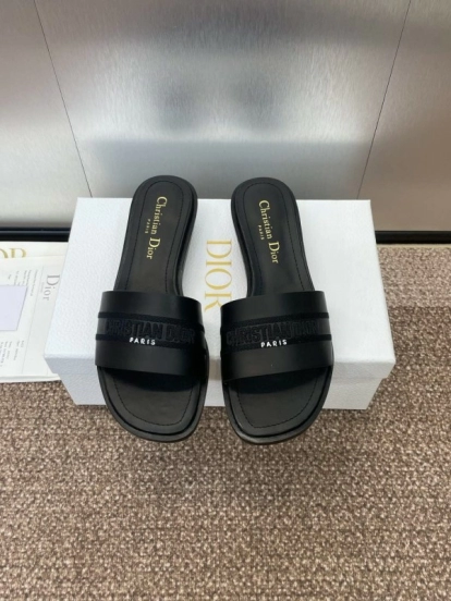 2025 Women Dior Black Leather Slippers CHRISTIAN DIOR PARIS