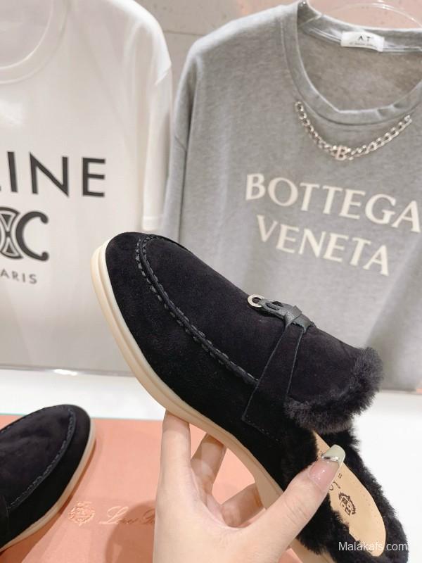 2024 Slippers LP Black Suede Shearling Loafers MJ00300
