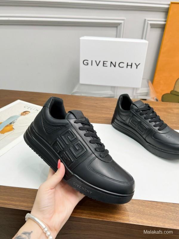 2024 Men Givenchy Black Leather Sneakers MJ00380