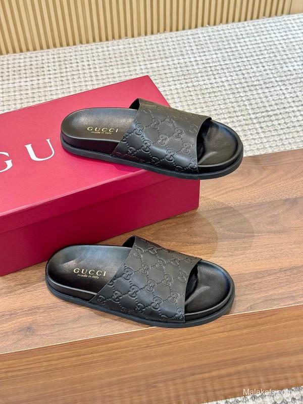 2025 Women Gucci Black Leather Slippers LY00220