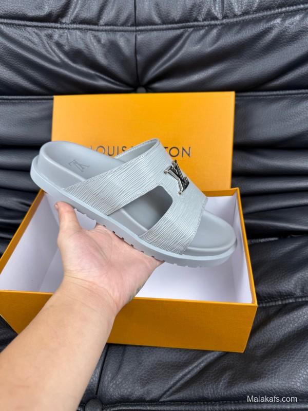 2025 Men Louis Vuitton White Leather Slippers AS00170