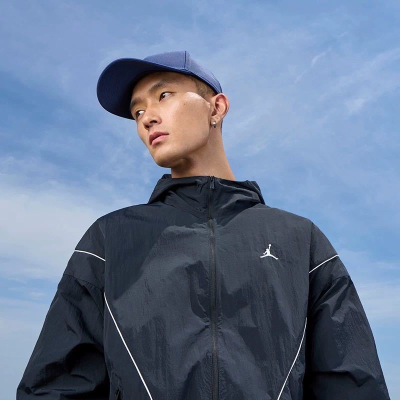2025 NIKE Air Jordan Black Hoodie Windbreaker