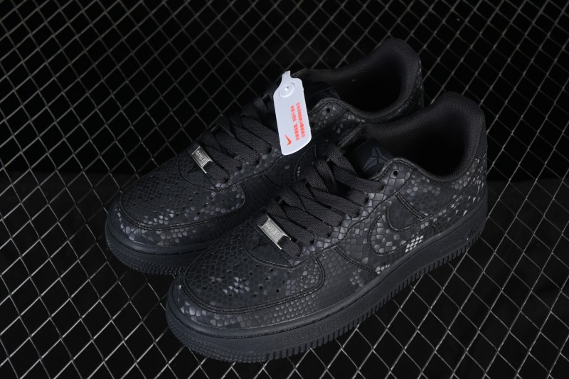 Nike Air Force 1'07 Low Casual Sneakers with Full-Length Air Cushion - IB0018-004