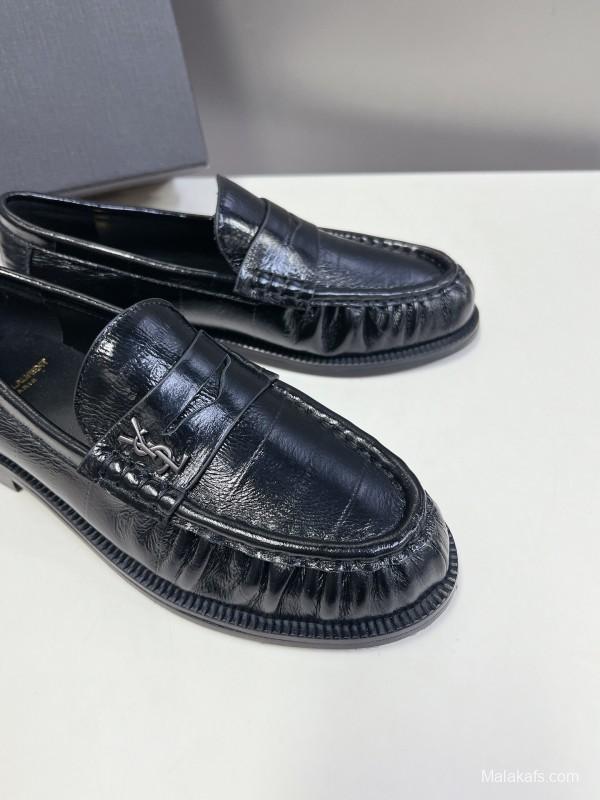 Saint Laurent 2025/SS Classic Loafer Flats - KFY00350