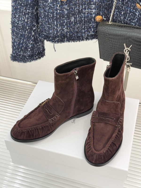 Saint Laurent YSL Letter Loaf Short Boots with Pleated Edges - KFY00430