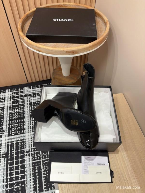 Chanel 2025/SS Patent Leather Block Heel Elastic Ankle Boots - LY00350