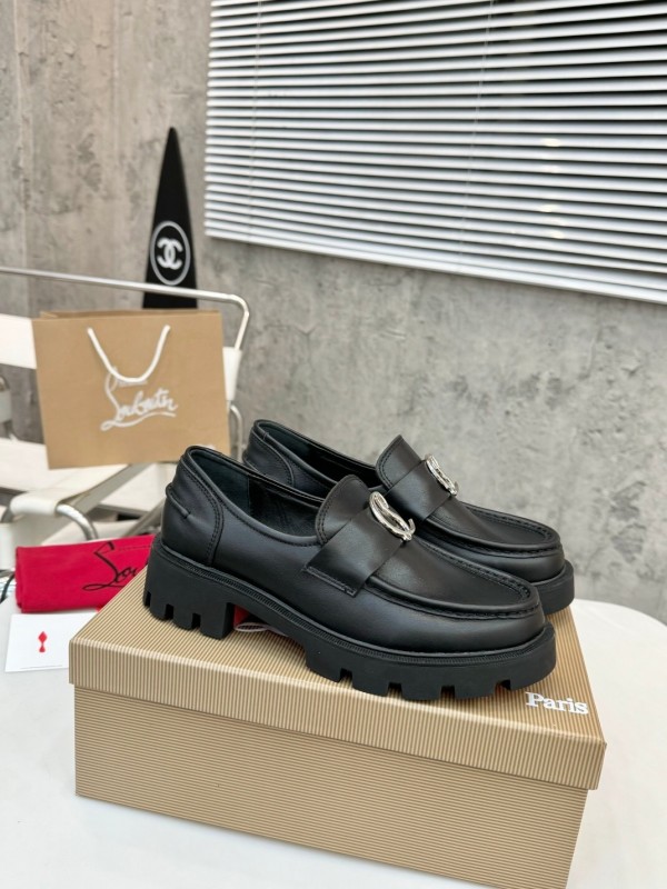 Christian Louboutin Red Sole Heels T-Runway Design - LY00310