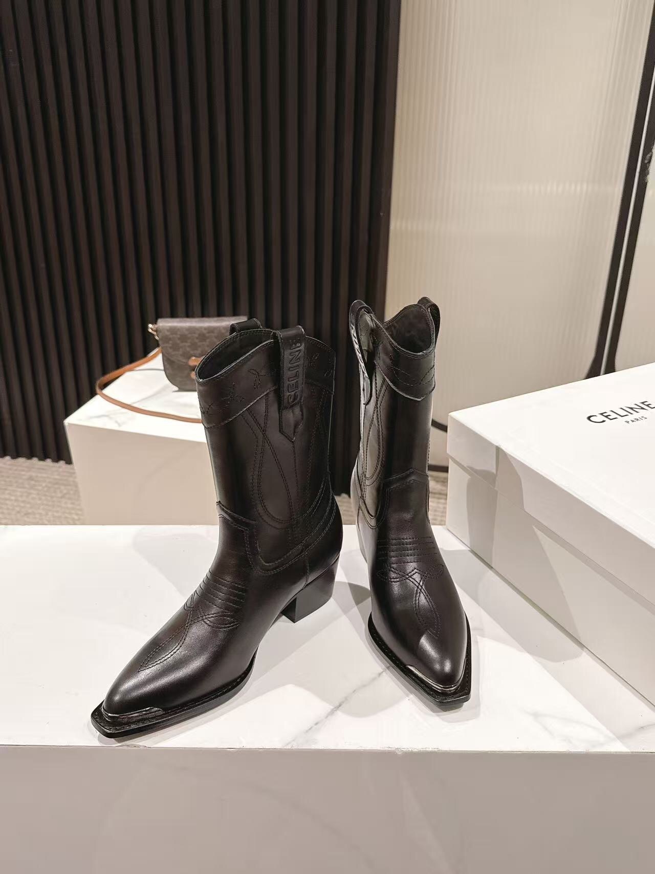 CELINE Fashion Boots Retro Style with Arch de Triomphe Logo - LY00440