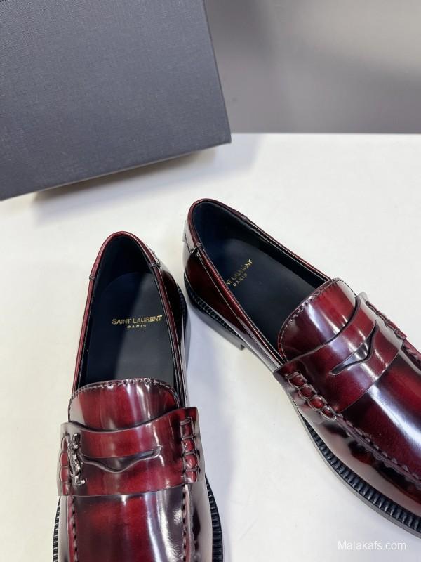 Saint Laurent Classic Loafer Flats - KFY00350