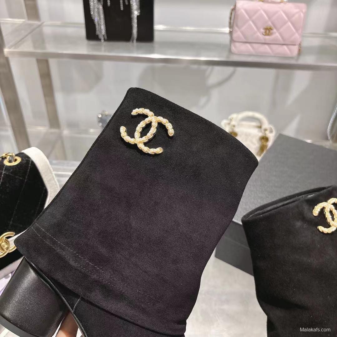 Chanel 2025/SS Autumn Winter Runway Turn-Cuff Chunky Heel Straight Boots Tube Boots with Classic Color Blocking - LY00400