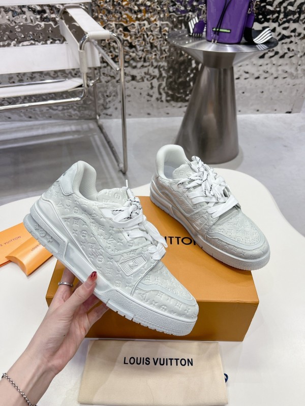 LV LV Trainer Basketball Series Washed Canvas Sneakers - LY00430